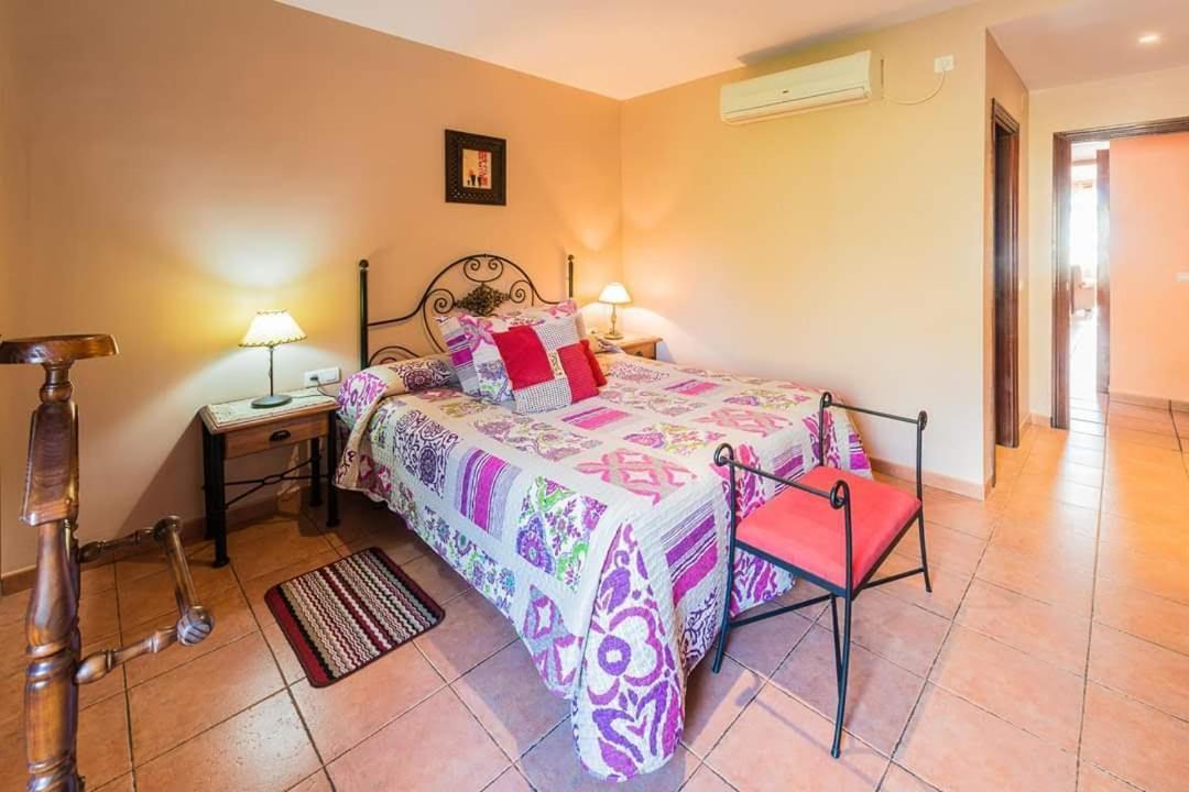 Apartamentos & Casa Rural Boada Con Jardin Interior Y Barbacoa Villamiel Kültér fotó